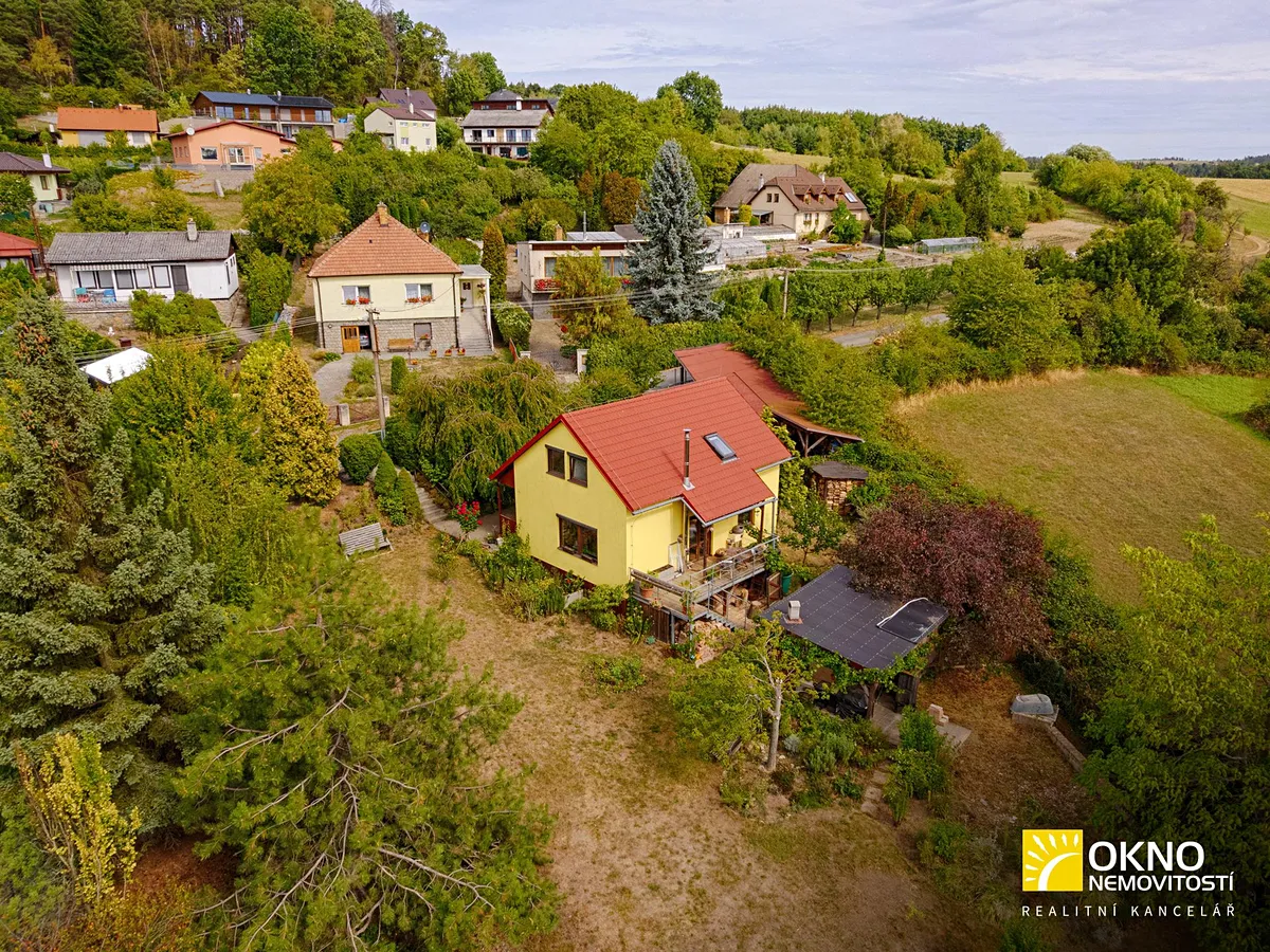 Prodej rodinného domu 120 m², pozemek 1816 m²